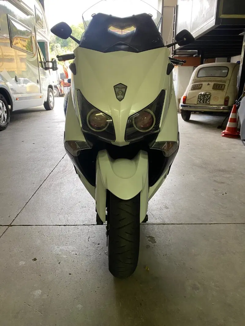 Yamaha T-Max 530 (2012 - 14) (3)