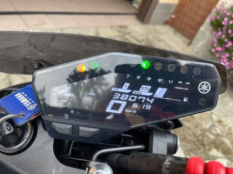 Yamaha MT-09 SP (2018 - 20) (8)