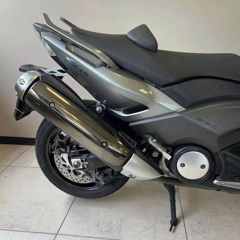 Yamaha T-Max 530 (2012 - 14) (7)