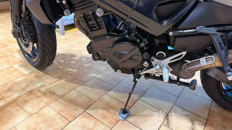 Bmw F 800 R (2009 - 11) (4)