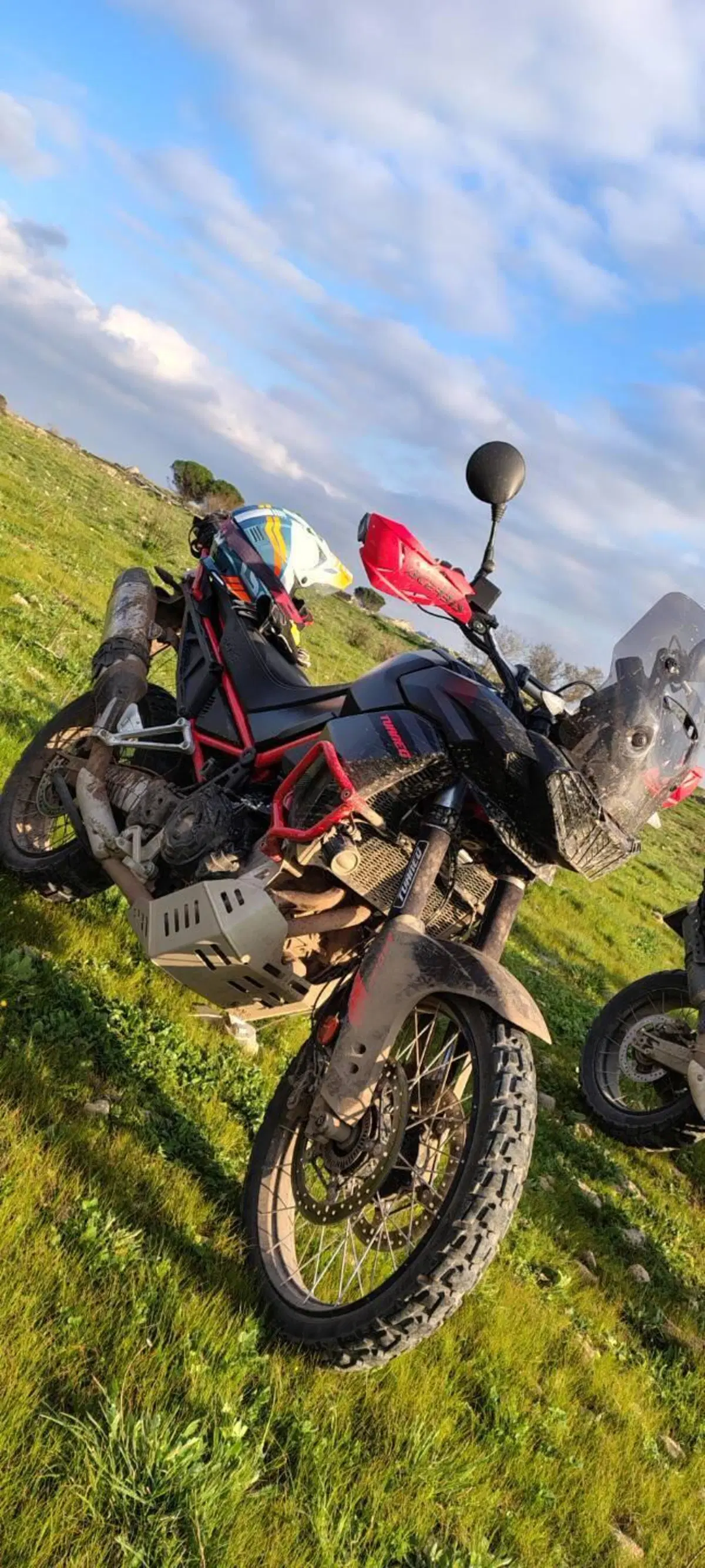 Aprilia Tuareg 660 (2022 - 24) (4)