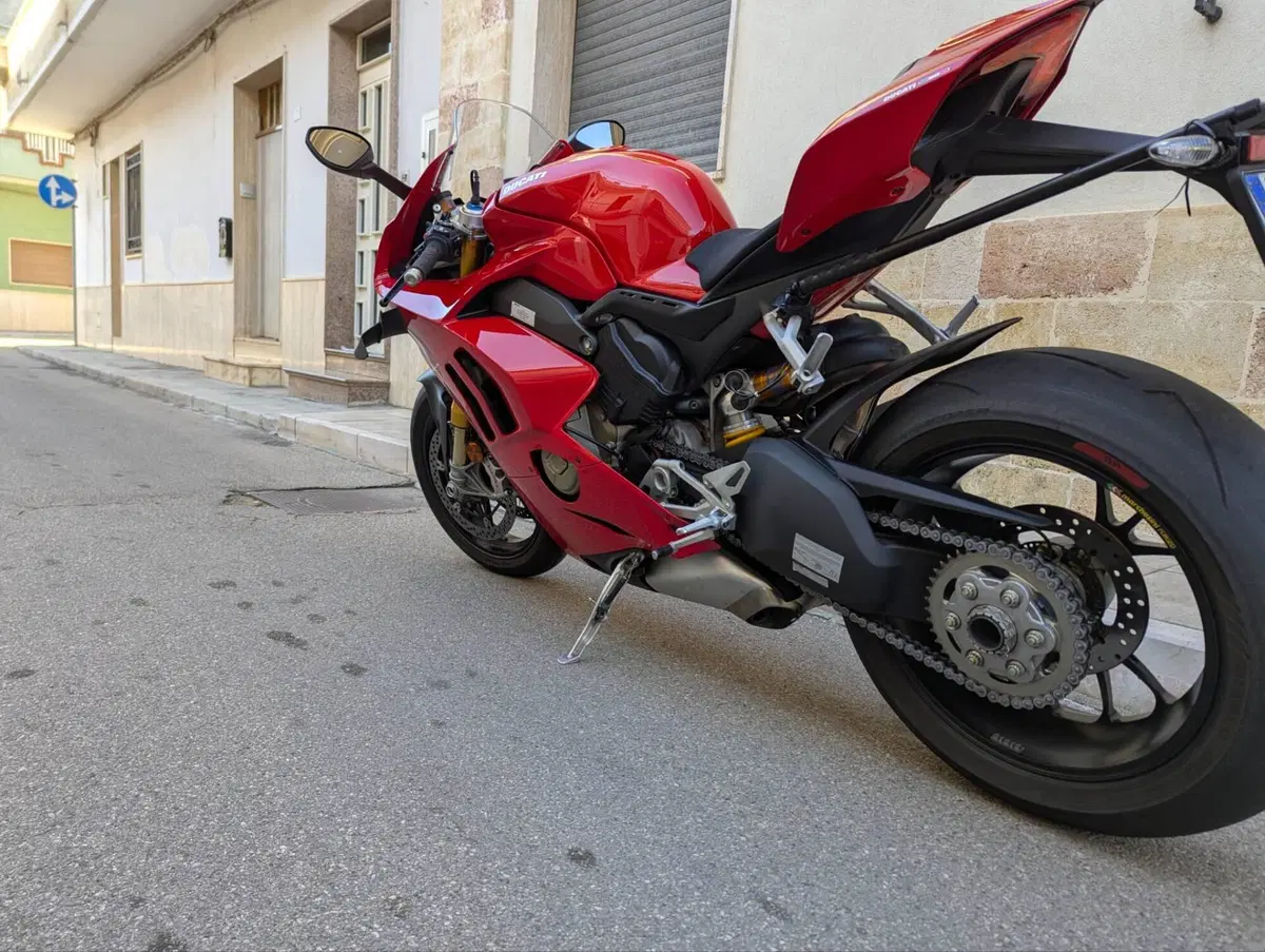 Ducati Panigale V4 S 1100 (2020) (5)