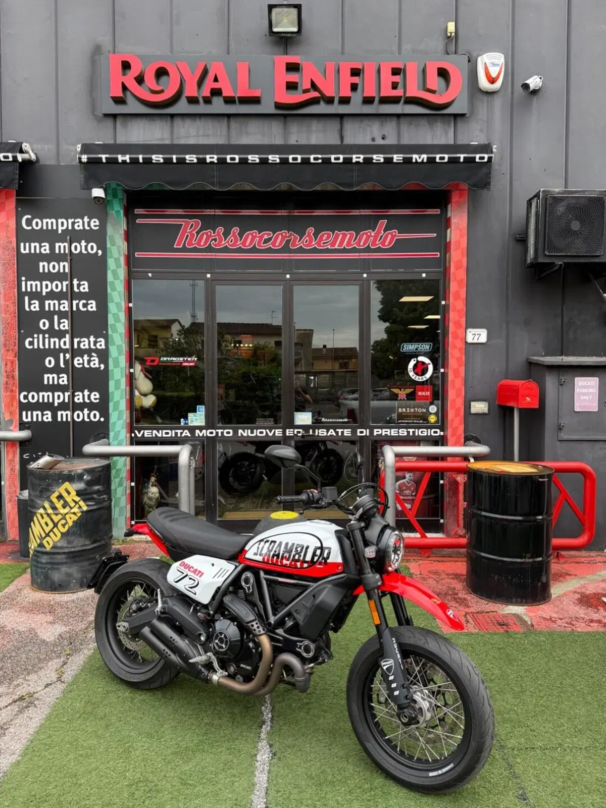 Ducati Scrambler 800 Urban Motard (2022)