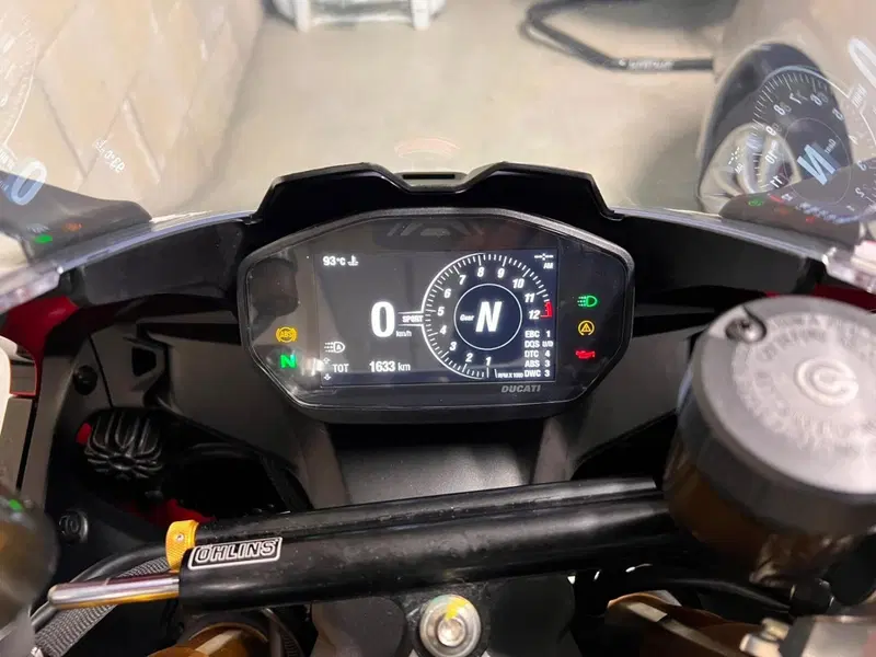 Ducati Panigale V2 Bayliss 1st Championship 20th Anniversary (2021 - 24) (5)