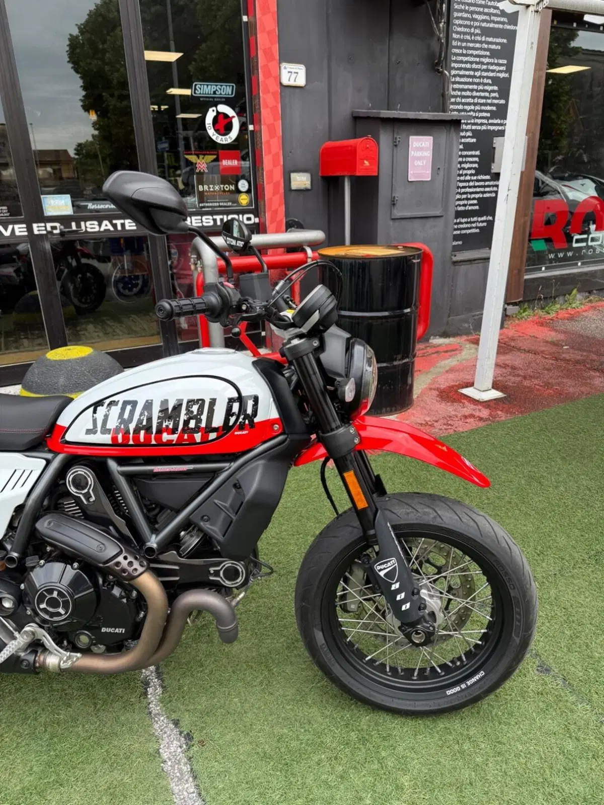 Ducati Scrambler 800 Urban Motard (2022) (7)