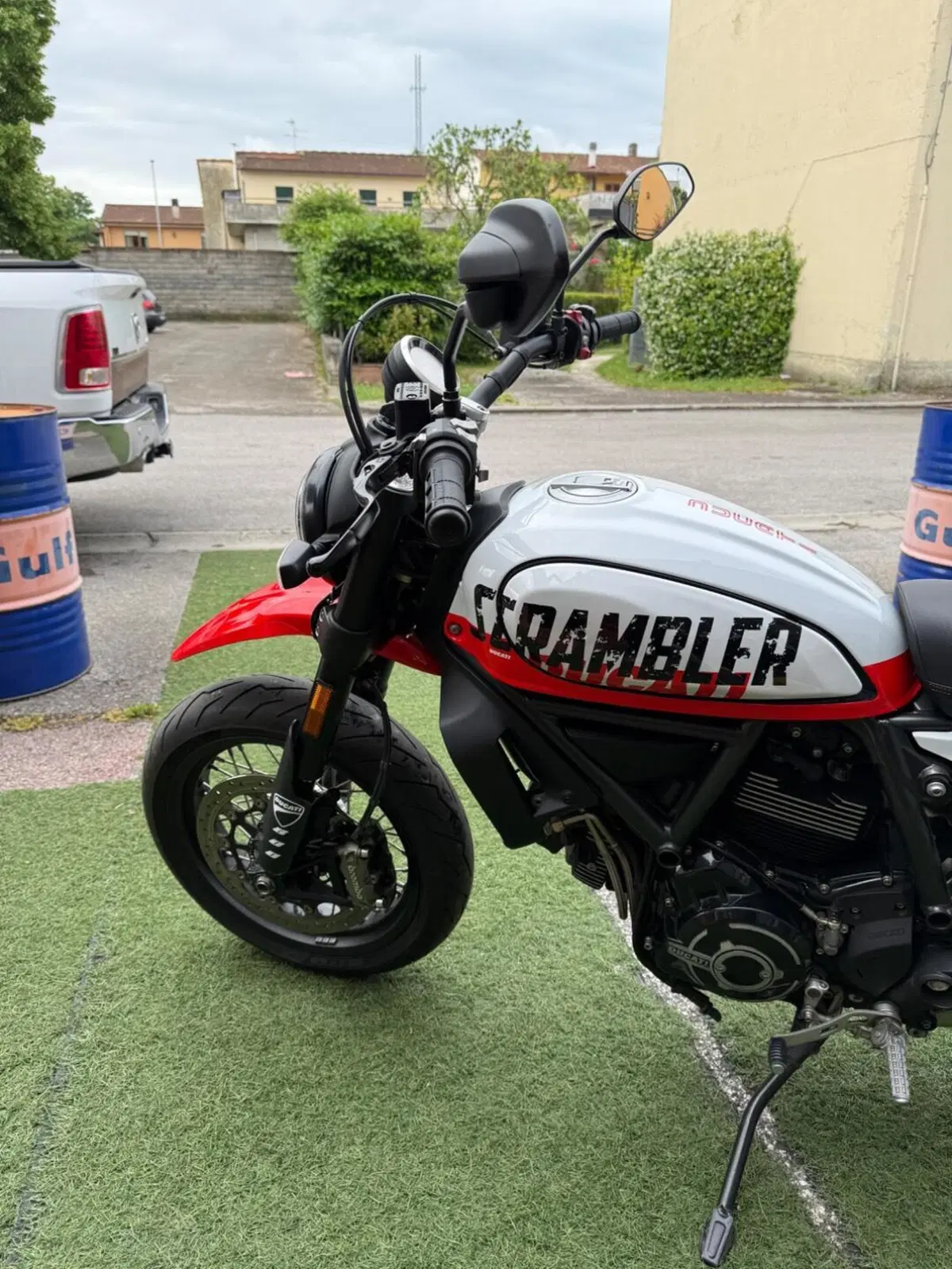 Ducati Scrambler 800 Urban Motard (2022) (10)