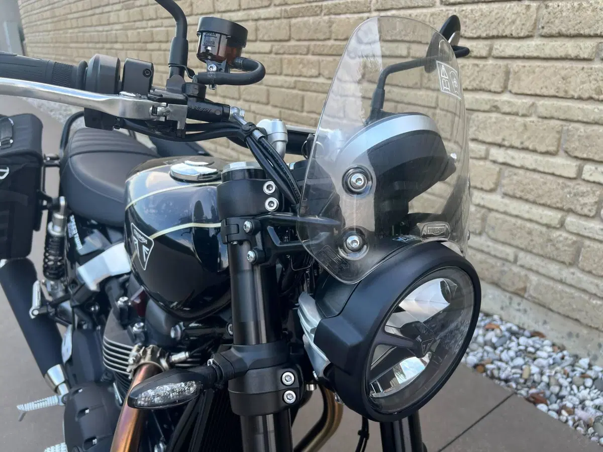 Triumph Speed Twin 900 (2025 - 26) (6)