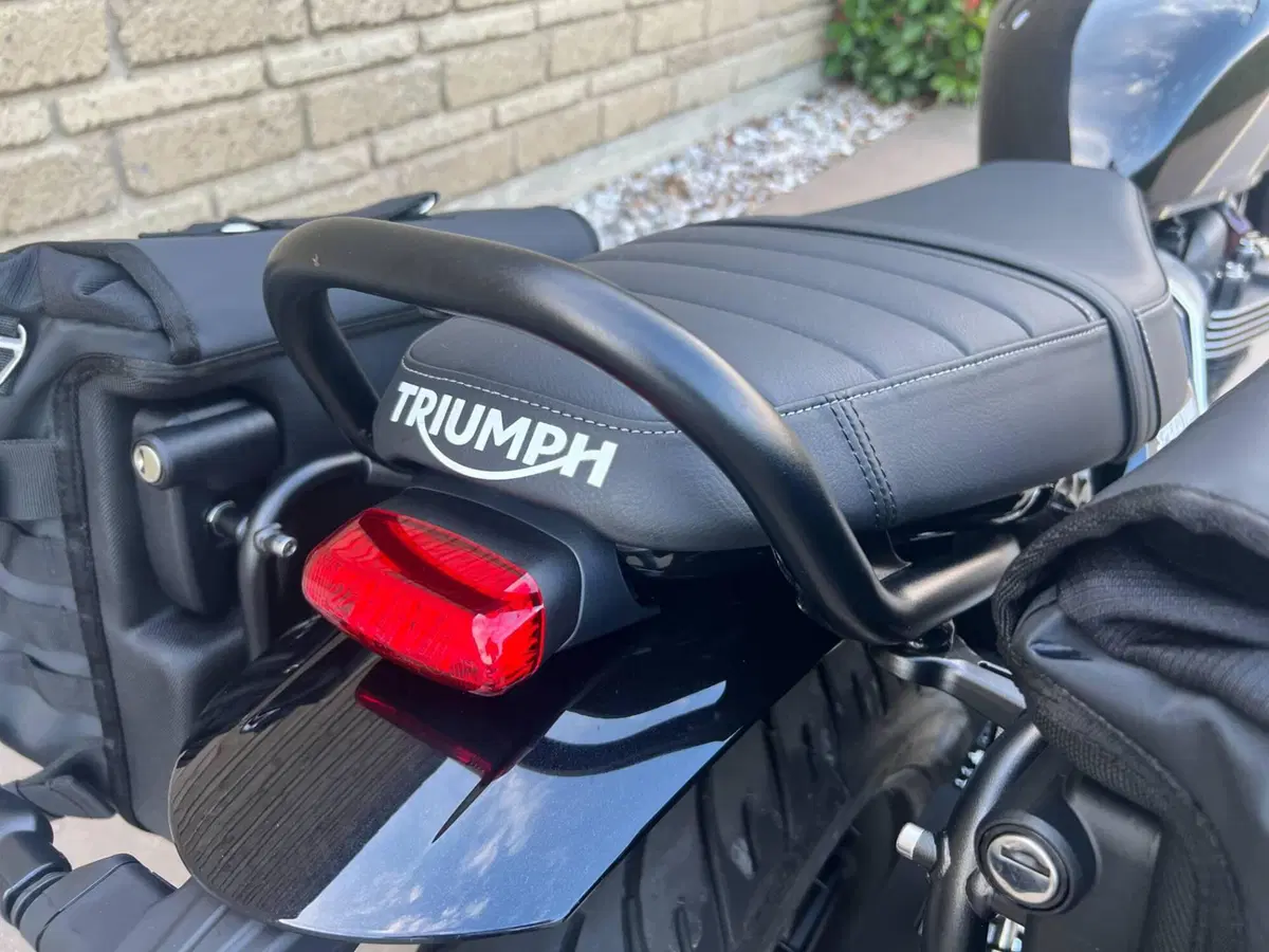 Triumph Speed Twin 900 (2025 - 26) (11)