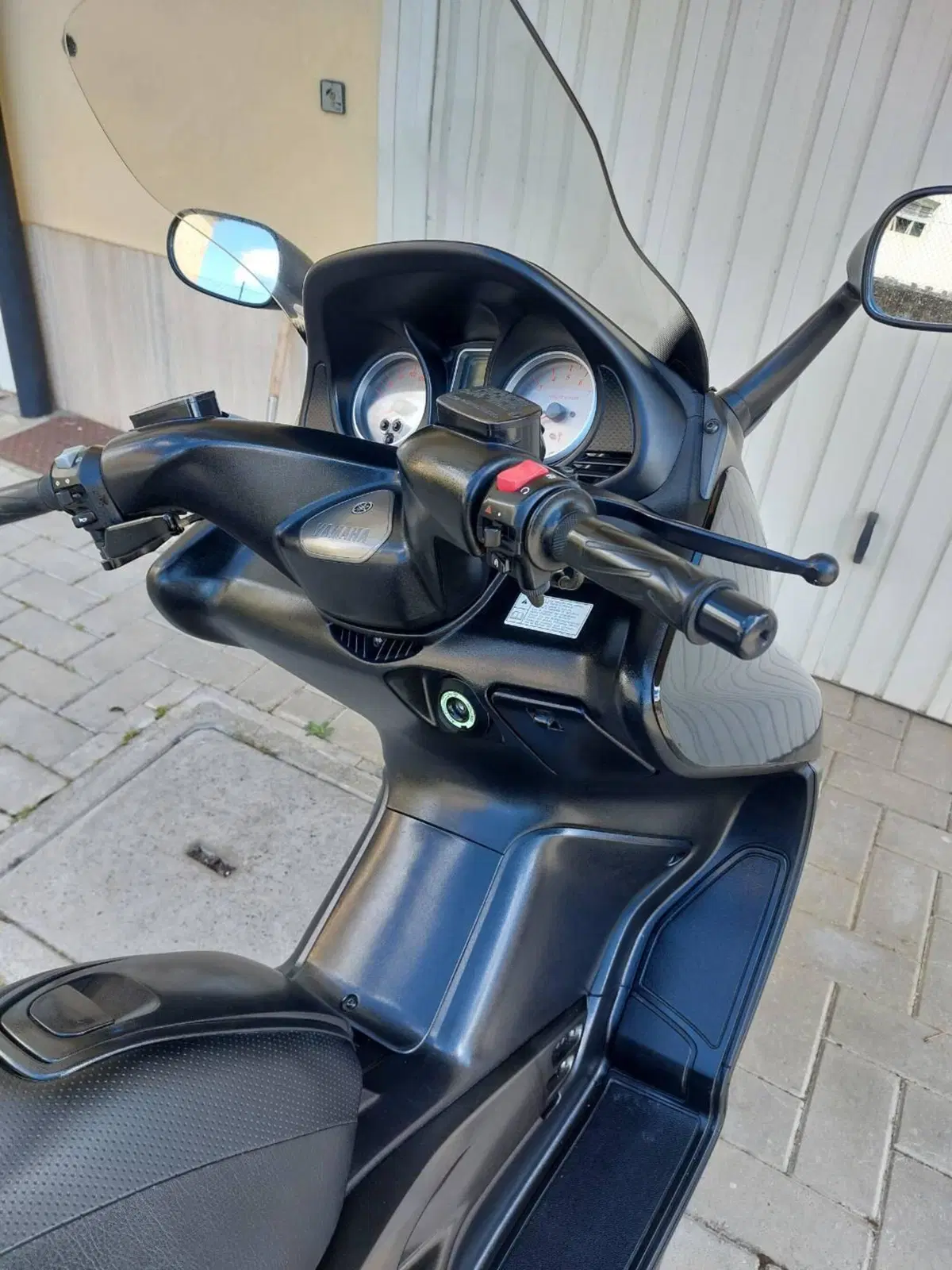 Yamaha T-Max 500 (2004 - 07) (6)