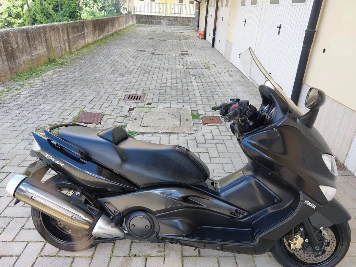Yamaha T-Max 500 (2004 - 07) (17)