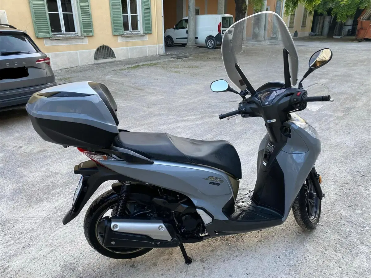 Honda SH 300 i ABS (2016 - 20) (3)