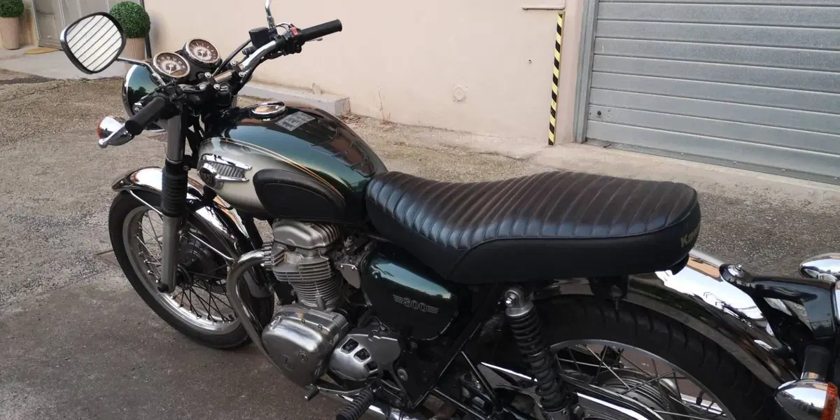 Kawasaki W 800 (2010 - 17) (4)