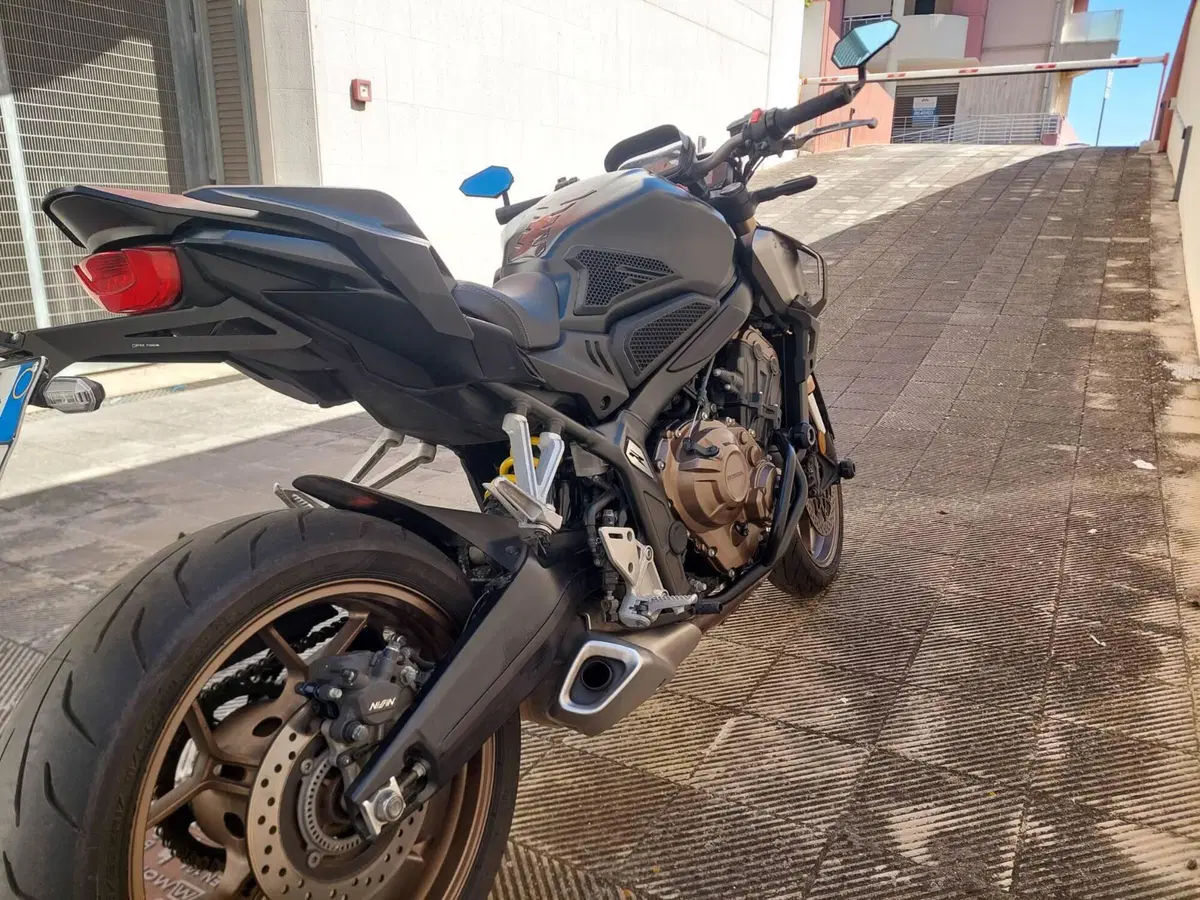 Honda CB 650 R (2021 - 23) (2)