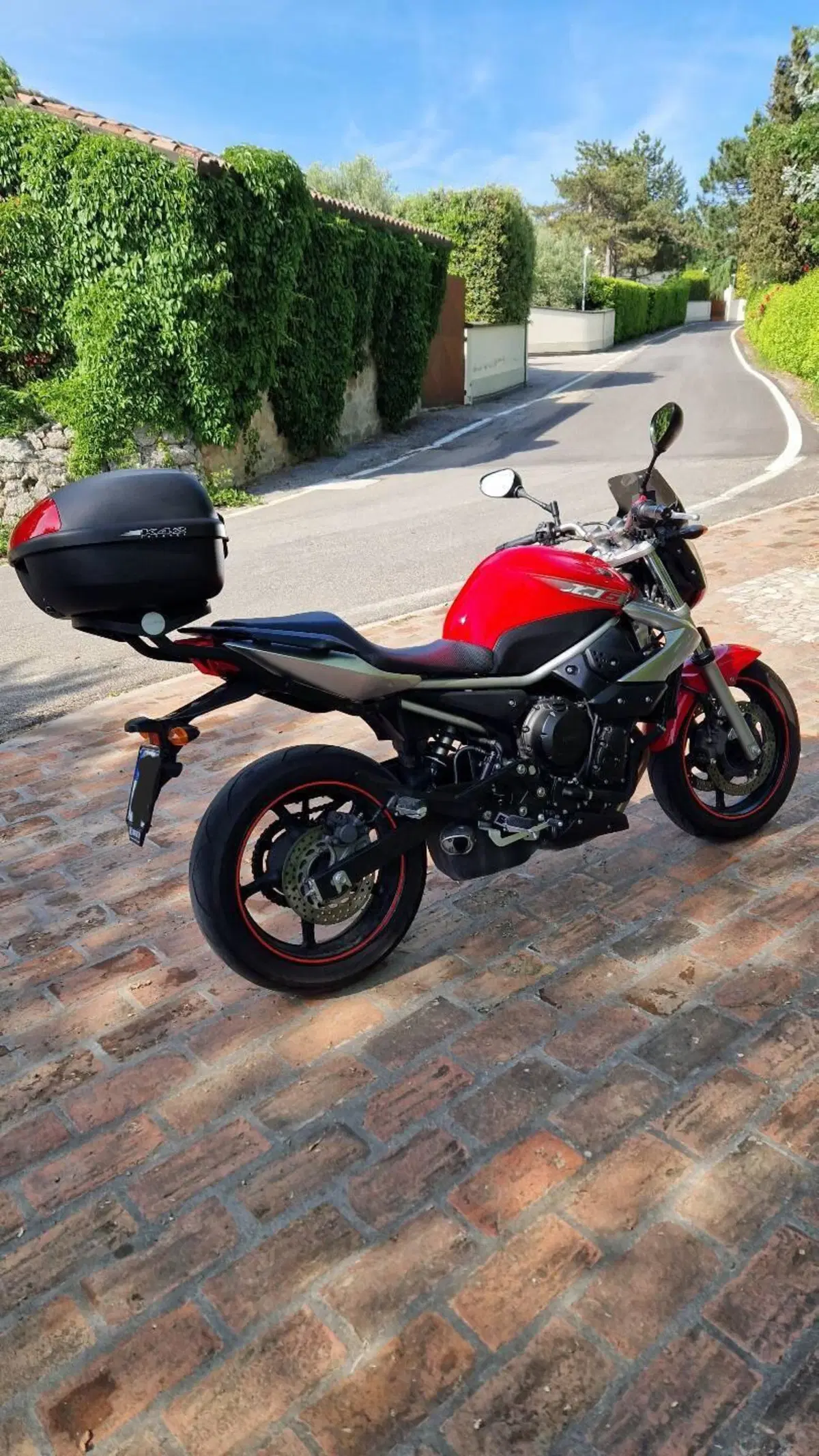 Yamaha XJ6 (2008 - 15) (3)