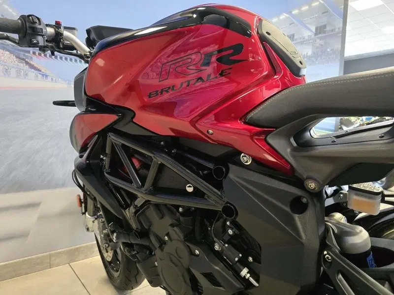 MV Agusta Brutale 800 RR (2021 - 25) (17)