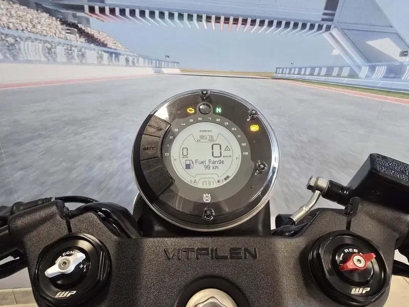 Husqvarna Vitpilen 401 (2021 - 23) (20)