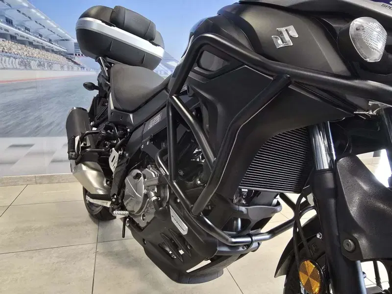 Suzuki V-Strom 650 (2021 - 25) (10)
