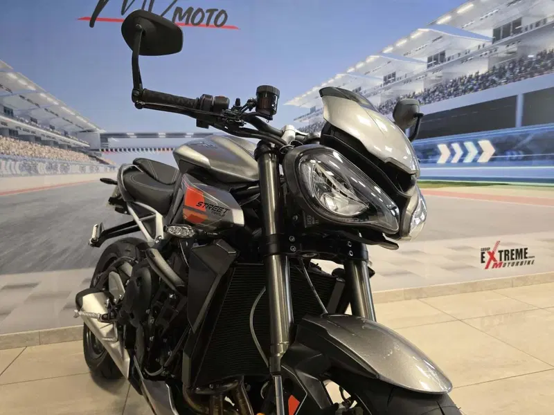 Triumph Street Triple 765 RS (2023 - 26) (10)