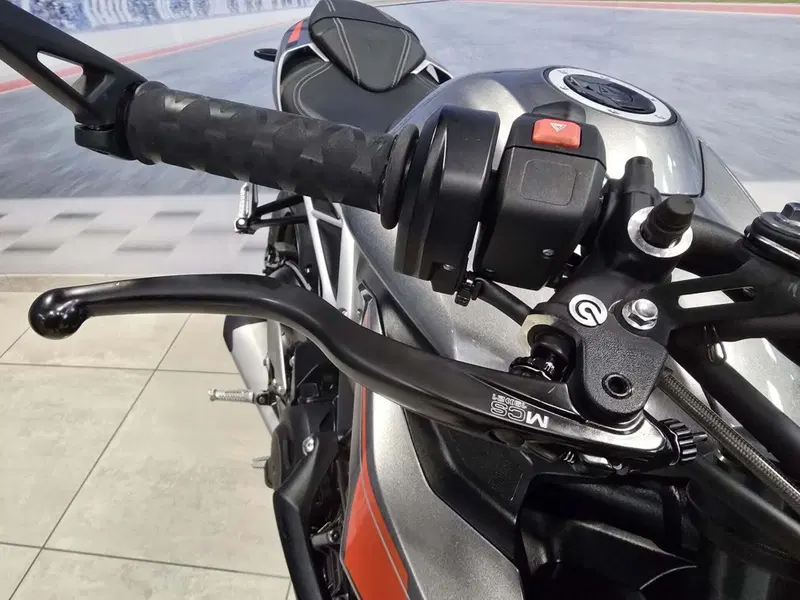 Triumph Street Triple 765 RS (2023 - 26) (12)
