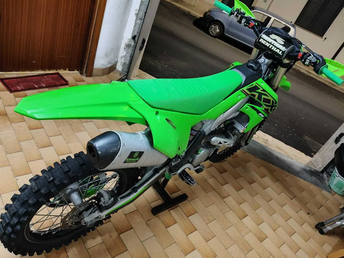 Kawasaki KX250F (2021) (6)