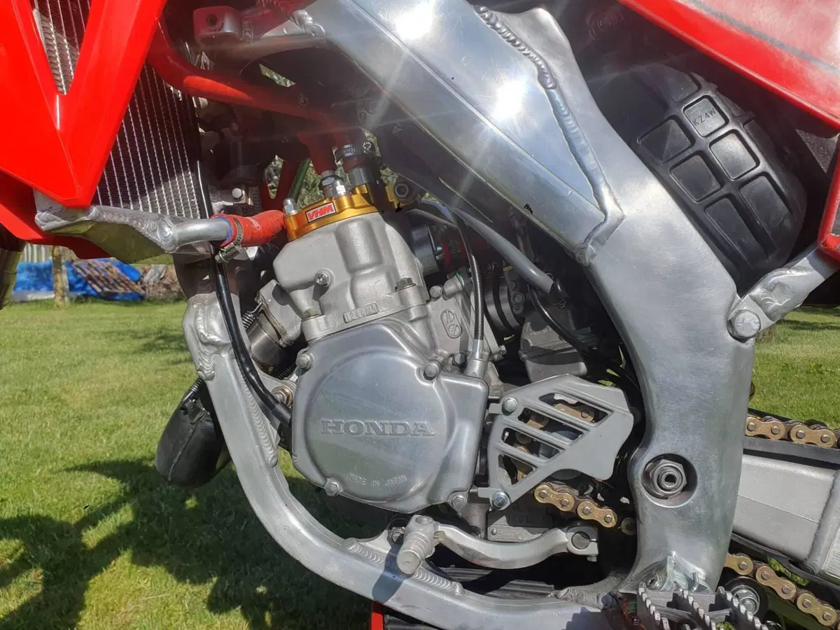 Honda CR 125 R (2003 - 04) (4)