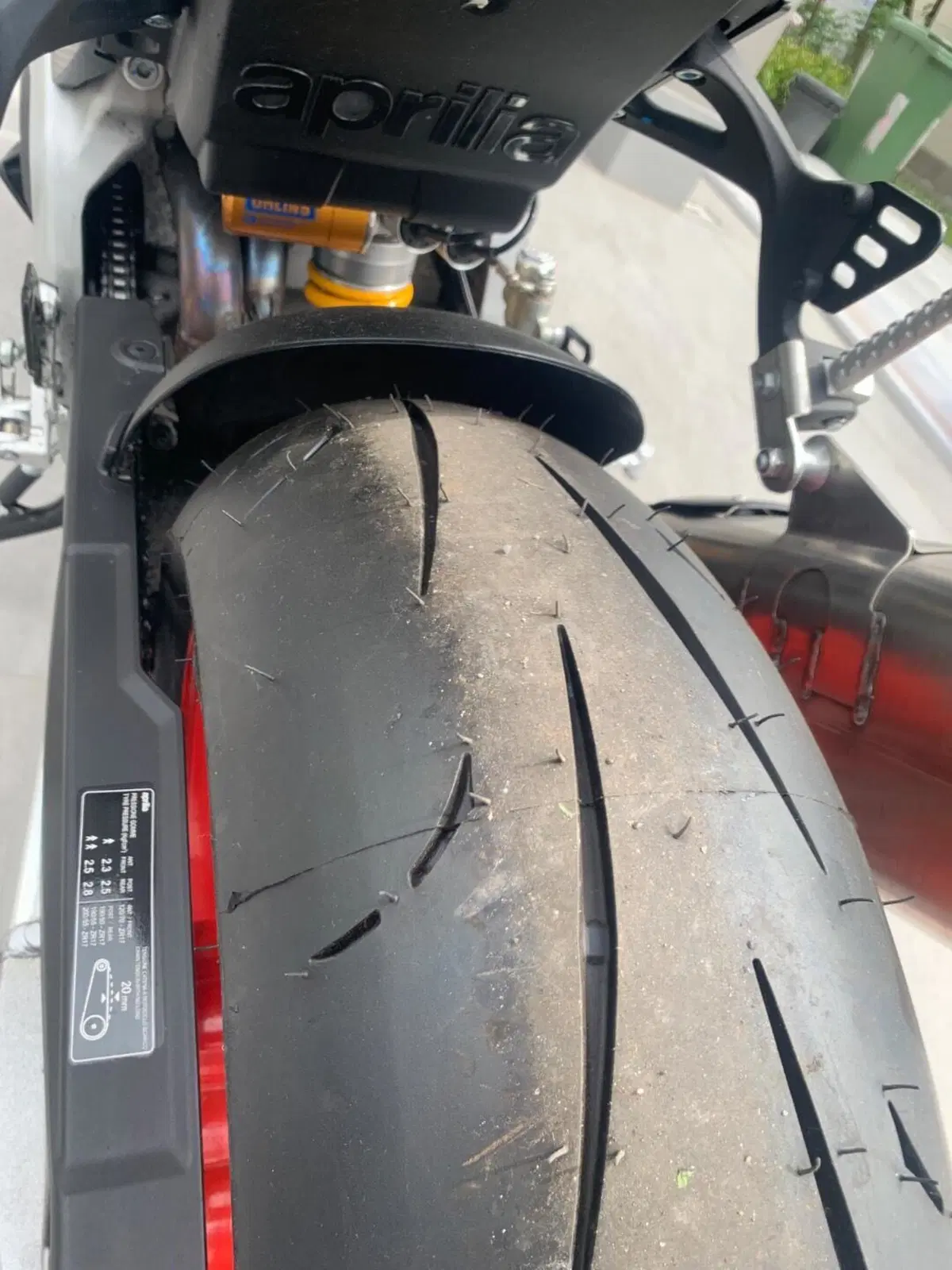 Aprilia Tuono V4 Factory Speed White (2023 - 24) (12)