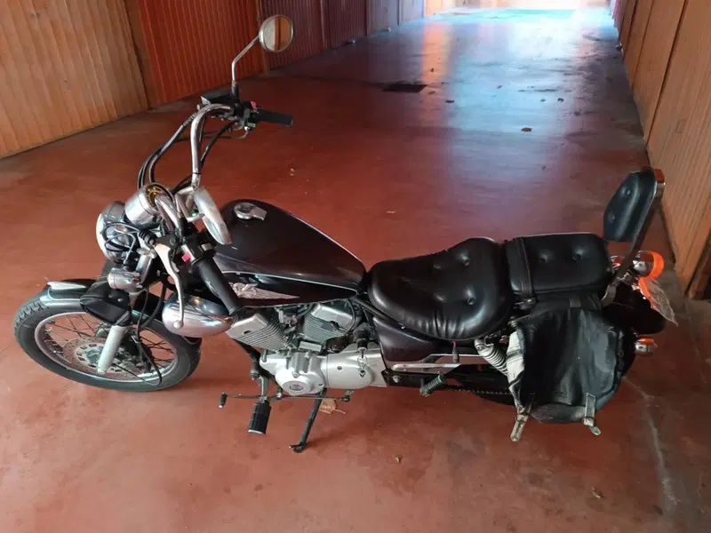 Yamaha XV 250 S Virago (1994 - 01) (2)