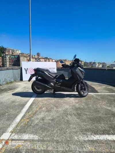 Yamaha X-Max 300 (2021 - 24) usata
