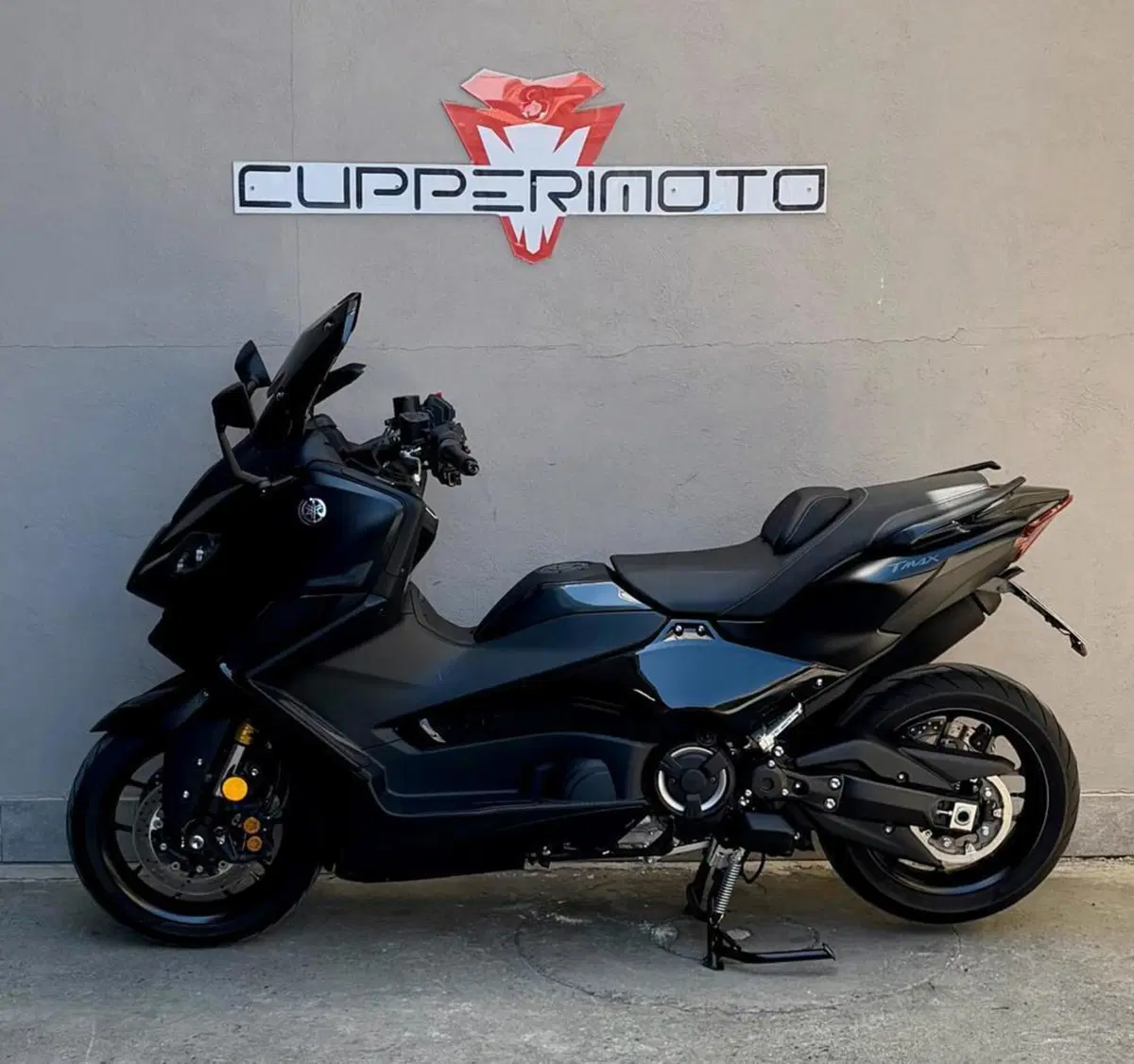 Yamaha T-Max 560 Tech Max (2022 - 24) (3)