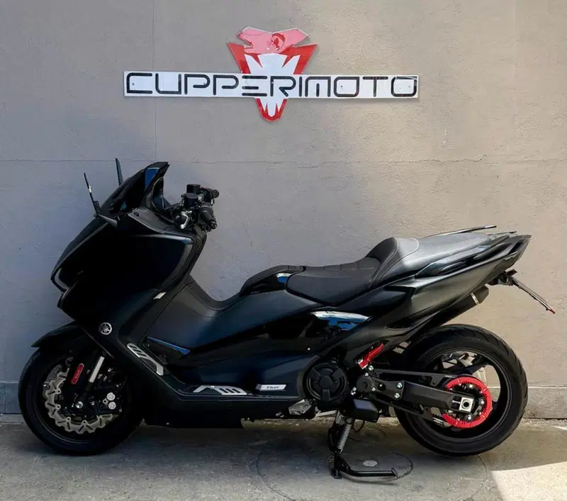 Yamaha T-Max 560 (2020 - 21) (4)