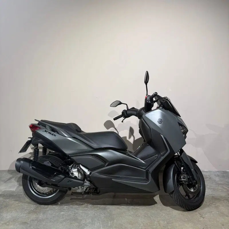 Yamaha X-Max 300 (2025 - 26) (2)