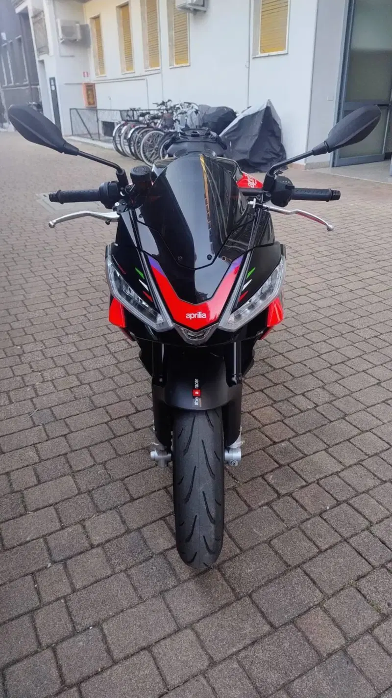 Aprilia Tuono 660 Factory (2022 - 24) (3)