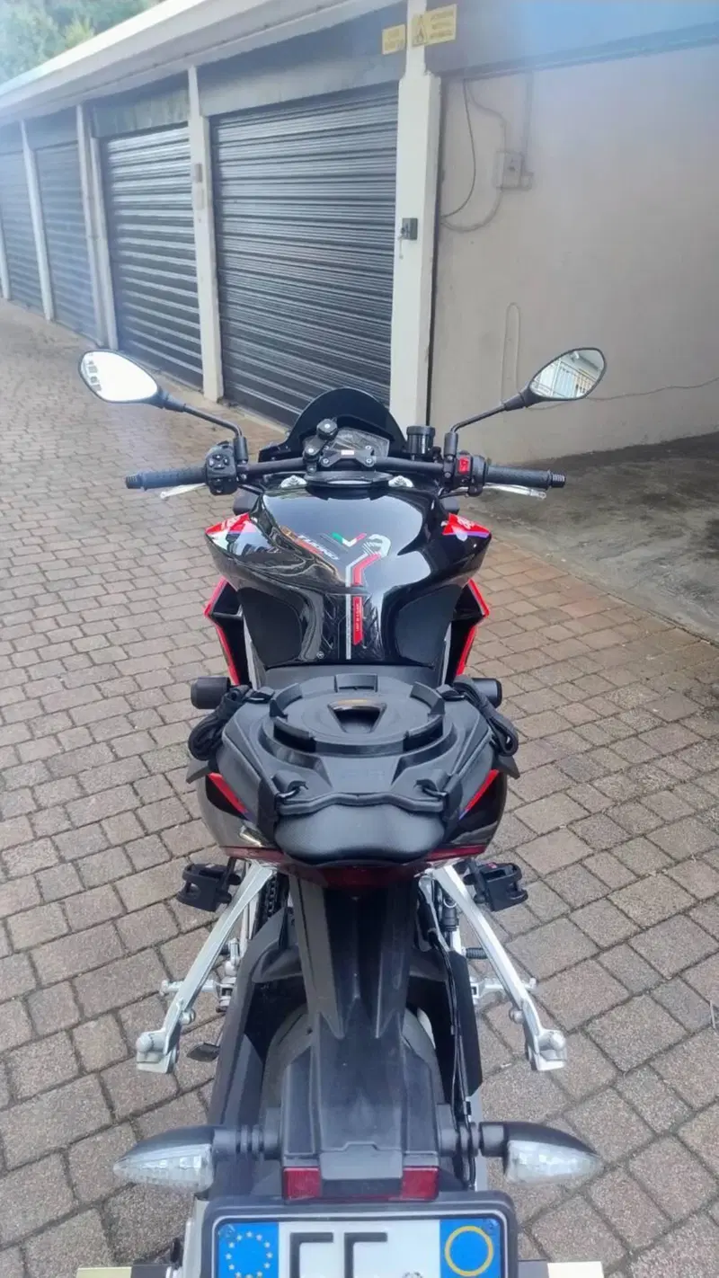 Aprilia Tuono 660 Factory (2022 - 24) (6)