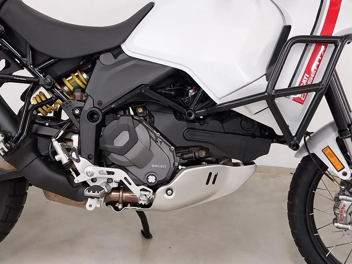 Ducati DesertX (2022 - 25) (9)