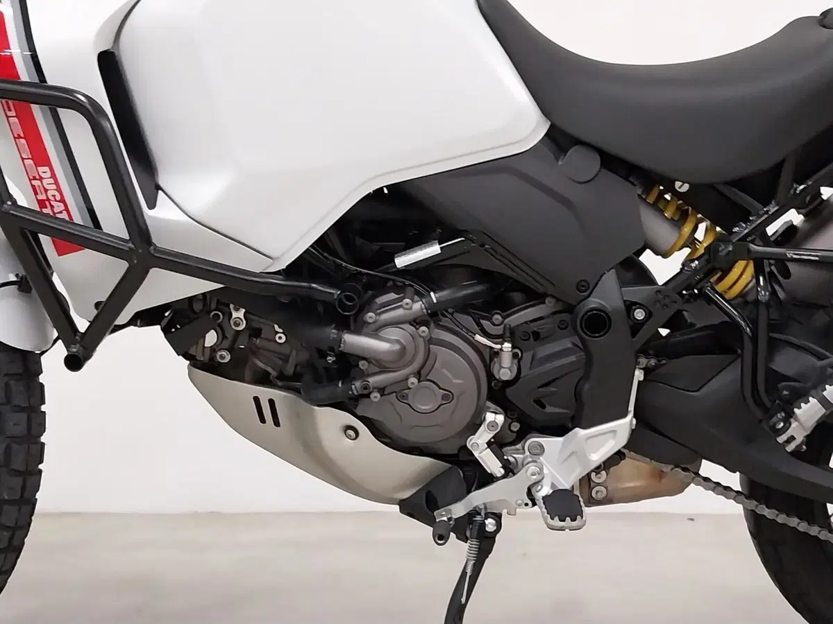 Ducati DesertX (2022 - 25) (14)
