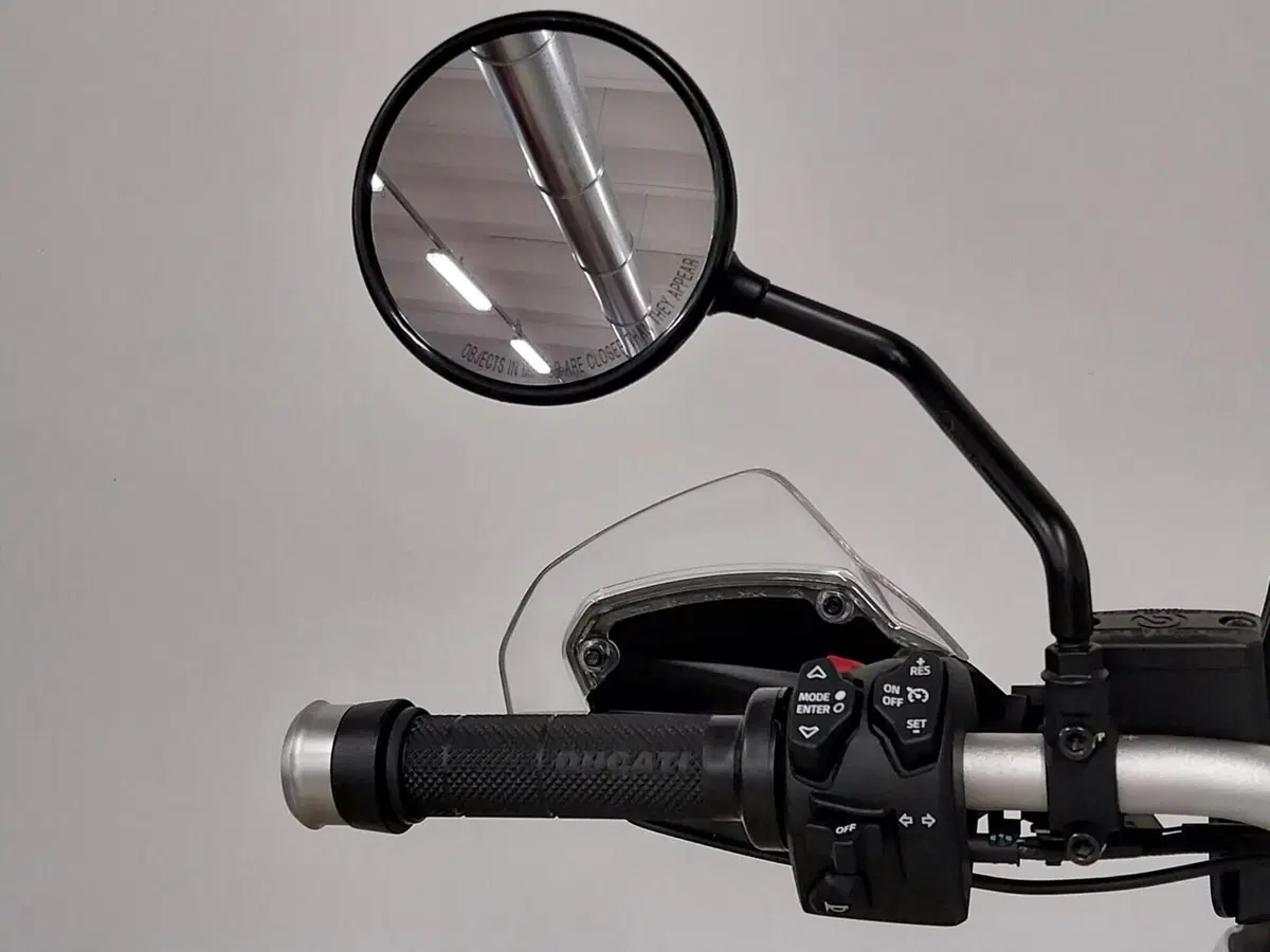 Ducati DesertX (2022 - 25) (17)