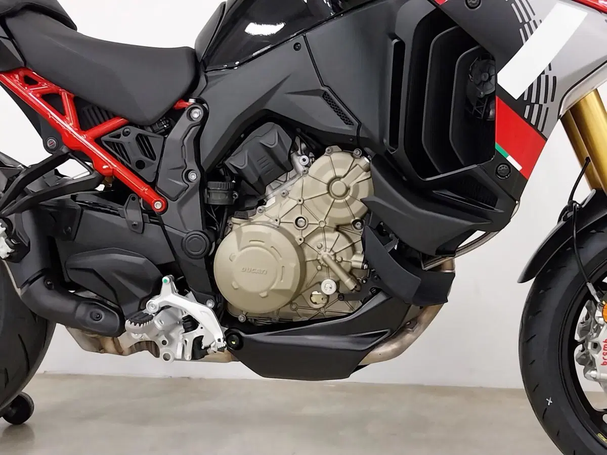 Ducati Multistrada V4 Pikes Peak (2025 - 26) (11)