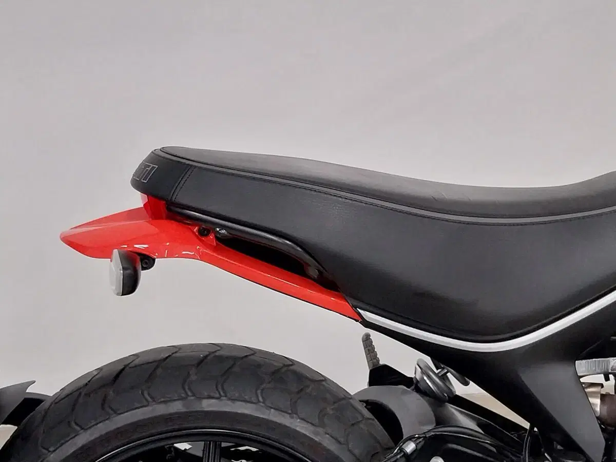 Ducati Scrambler 800 Icon (2017 - 20) (7)