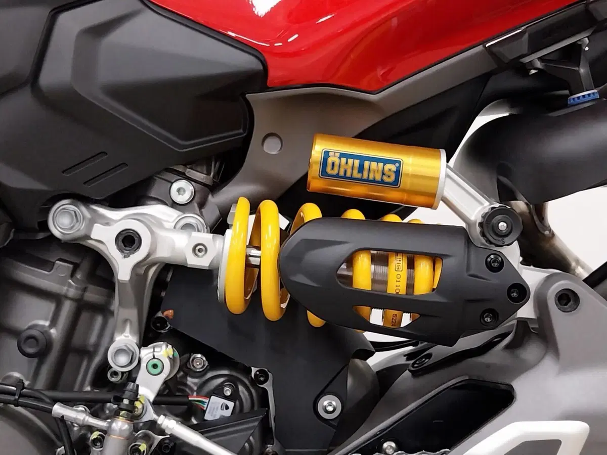 Ducati Streetfighter V2 S (2025 - 26) (15)