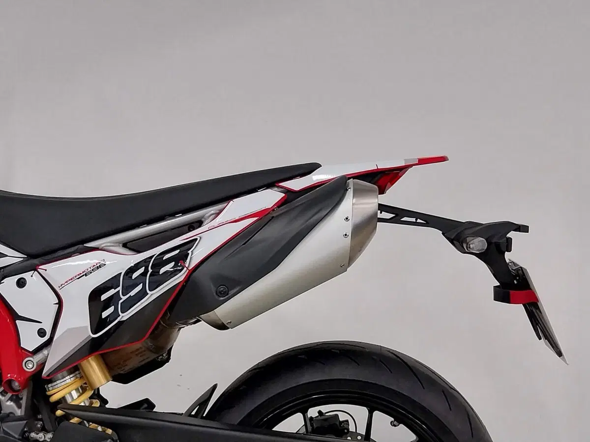 Ducati Hypermotard 698 Mono (2024 - 26) (16)