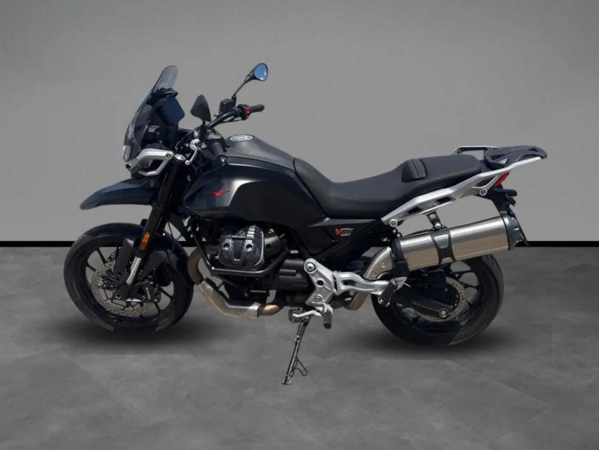 Moto Guzzi V85 Strada (2024 - 26) (2)