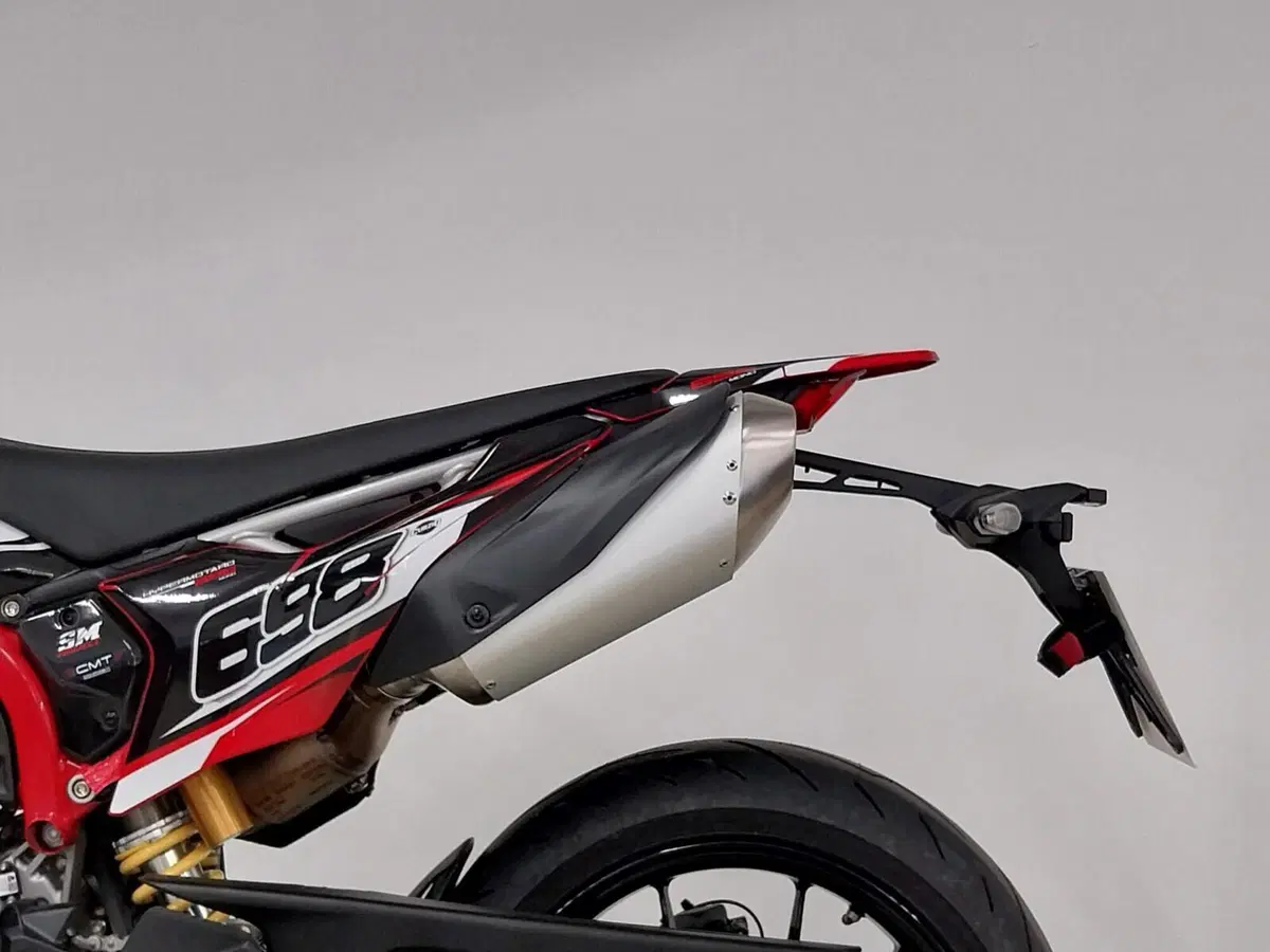 Ducati Hypermotard 698 Mono (2024 - 26) (15)