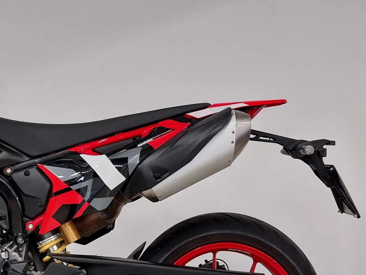 Ducati Hypermotard 698 Mono RVE (2024 - 26) (10)