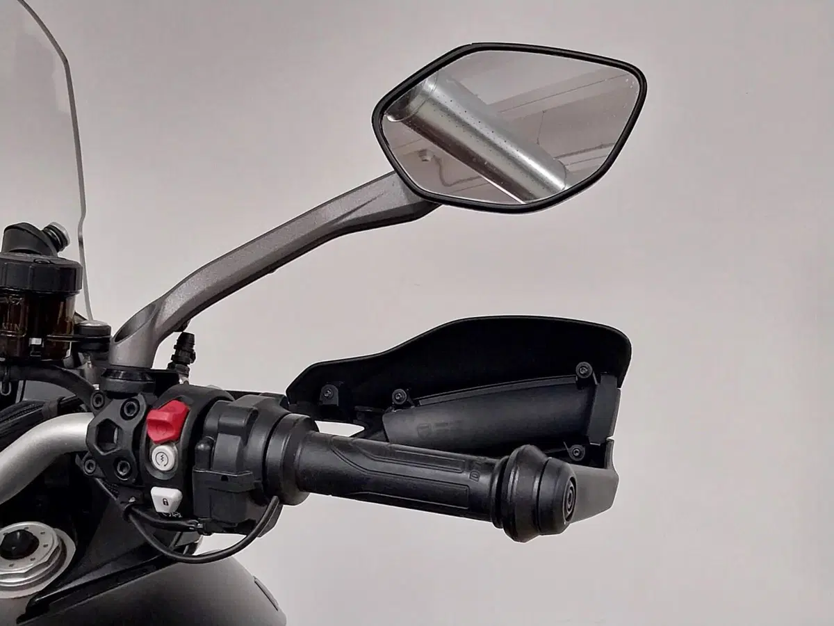 Ducati Multistrada V2 S (2022 - 24) (19)