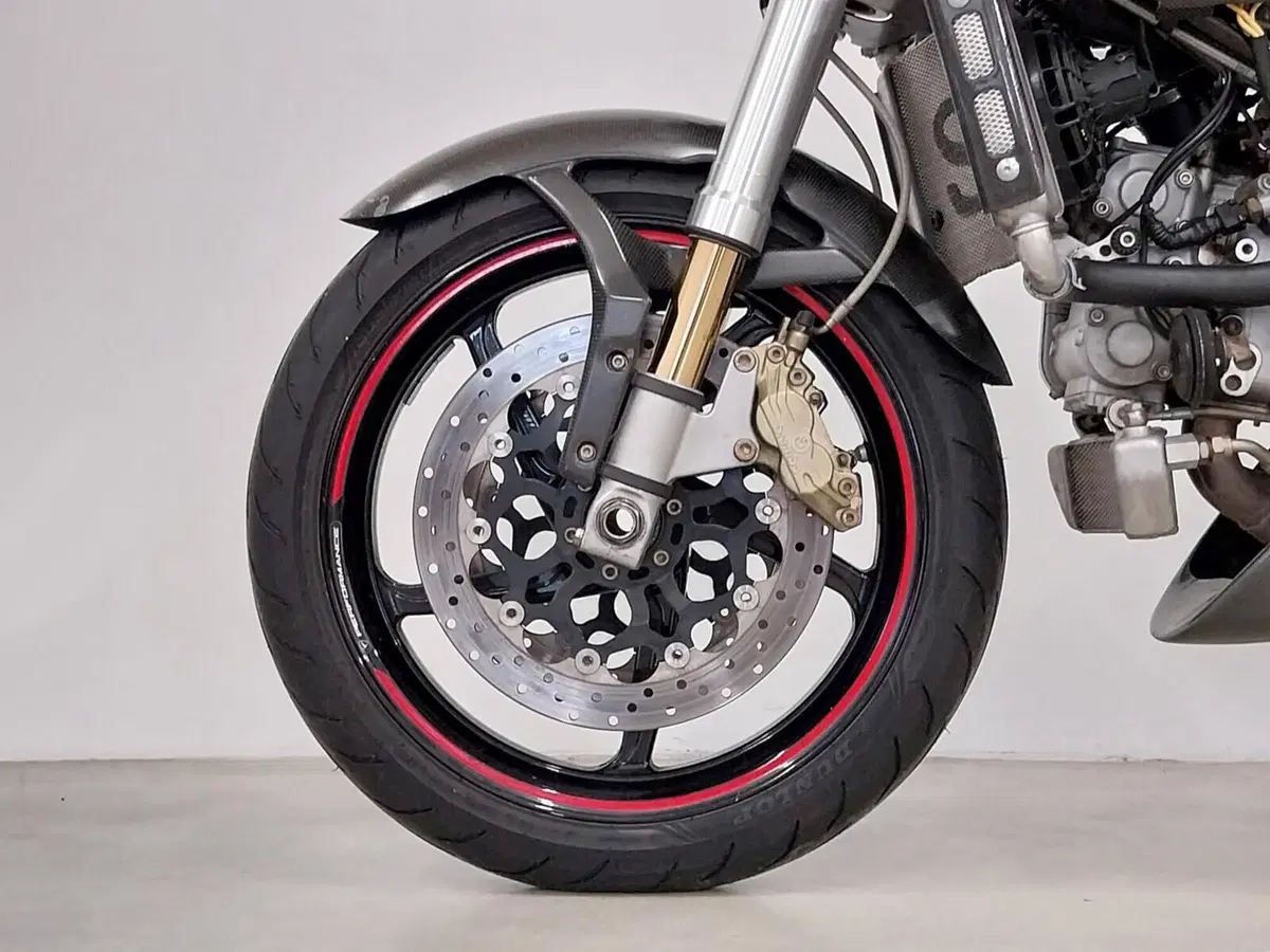 Ducati Monster S4R (2003 - 05) (18)