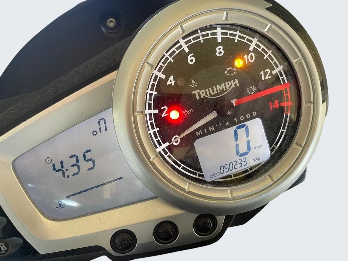 Triumph Street Triple (2007 - 12) (7)