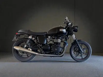 Triumph Bonneville SE (2009 - 13) usata