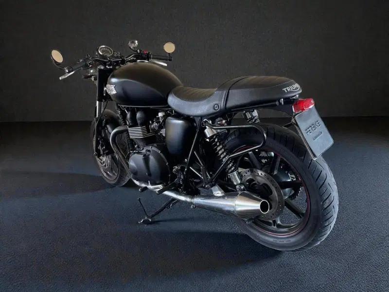 Triumph Bonneville SE (2009 - 13) (3)