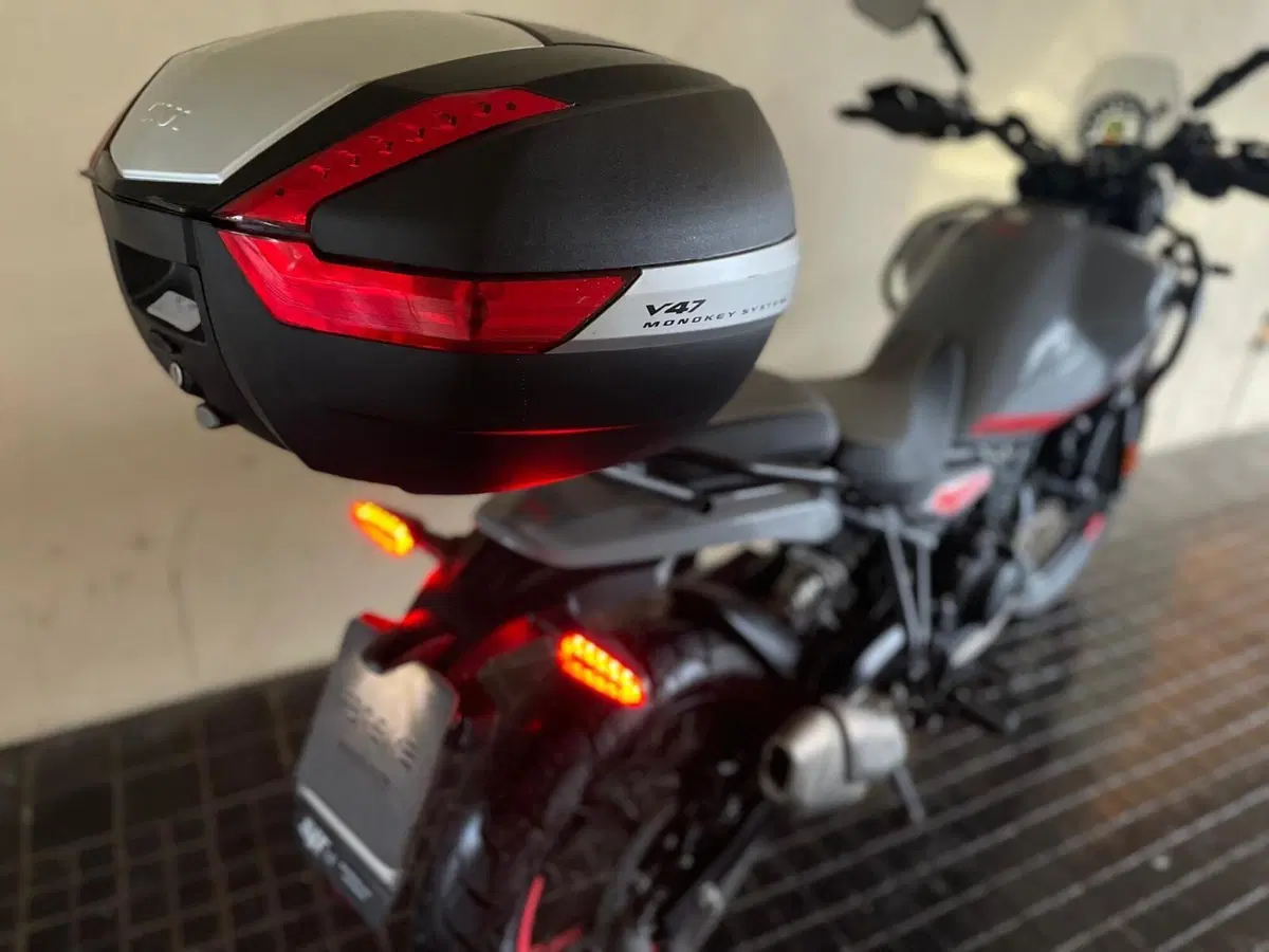 Royal Enfield Himalayan 450 (2024 - 26) (7)