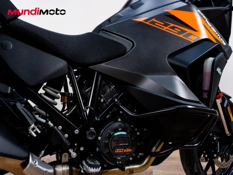 KTM 1290 Super Adventure S (2021) (2)
